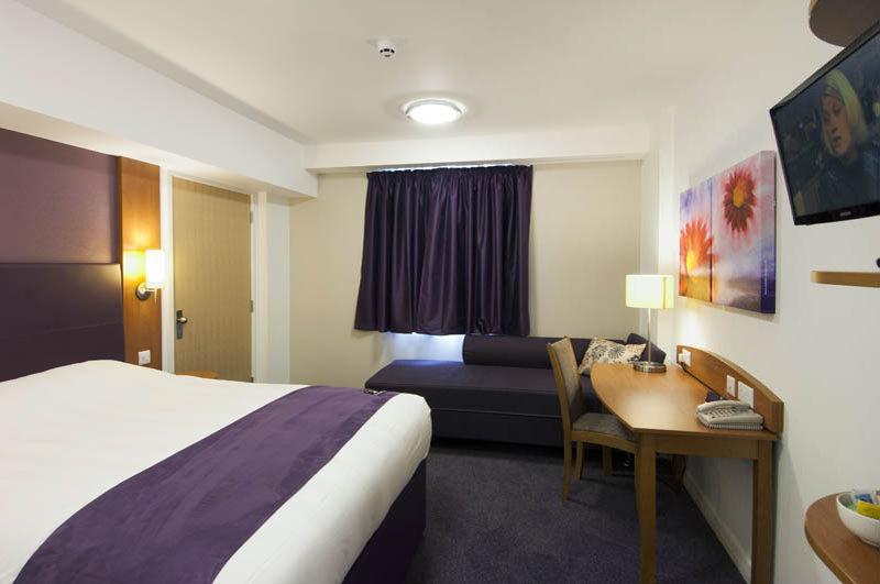 Premier Inn Dumfries Exteriér fotografie
